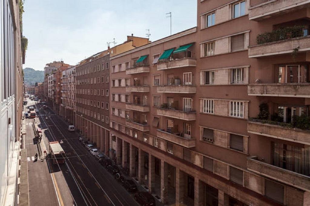 Riva Reno Apartments Болоня Екстериор снимка